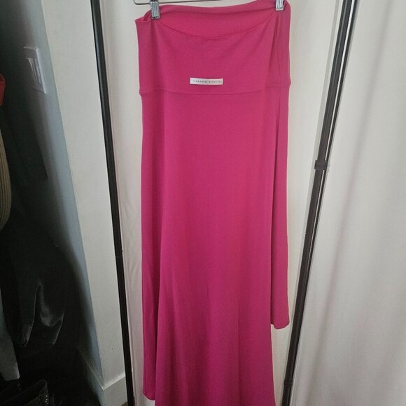 Dress - Picture 1 of 2